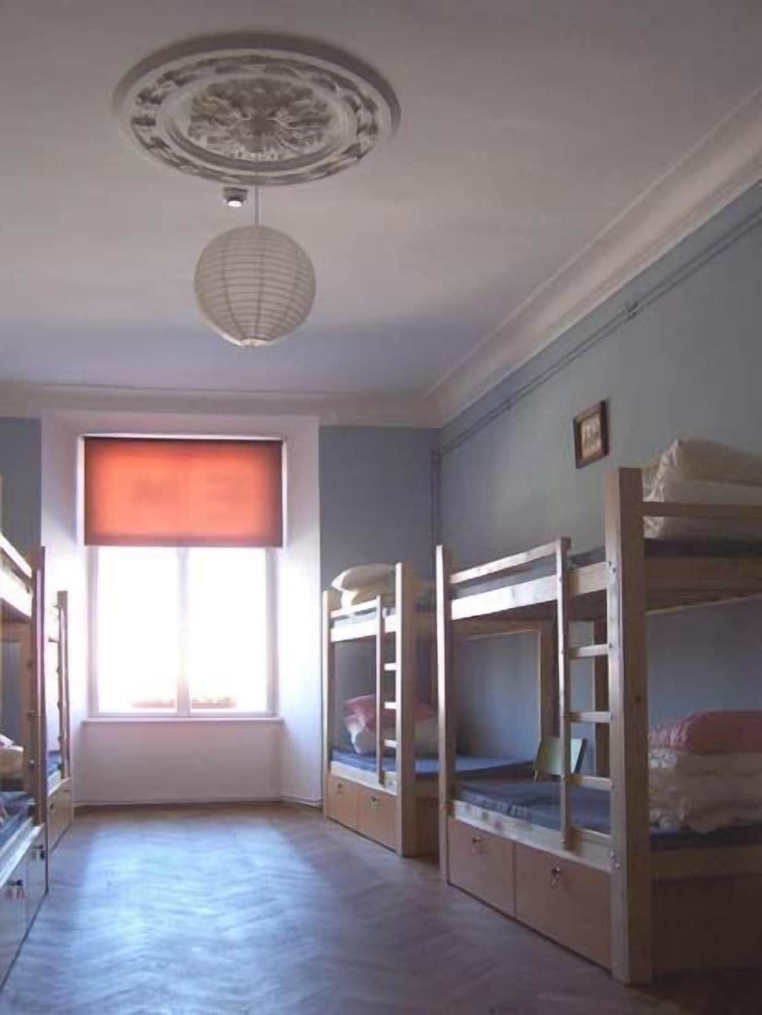 Hostel Rynek 7 Краків Екстер'єр фото
