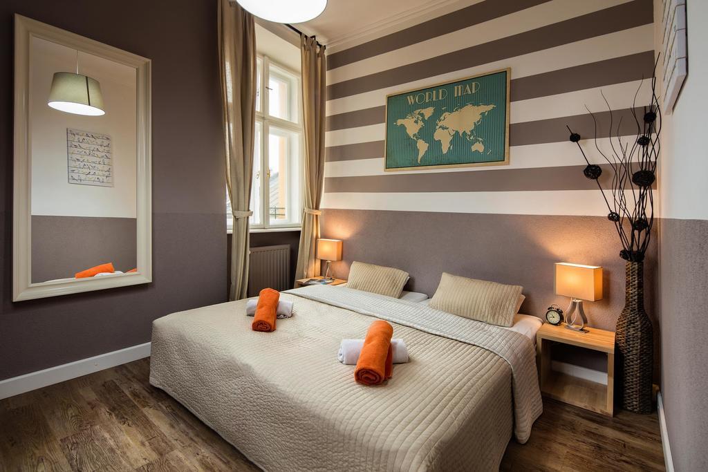 Hostel Rynek 7 Краків Екстер'єр фото