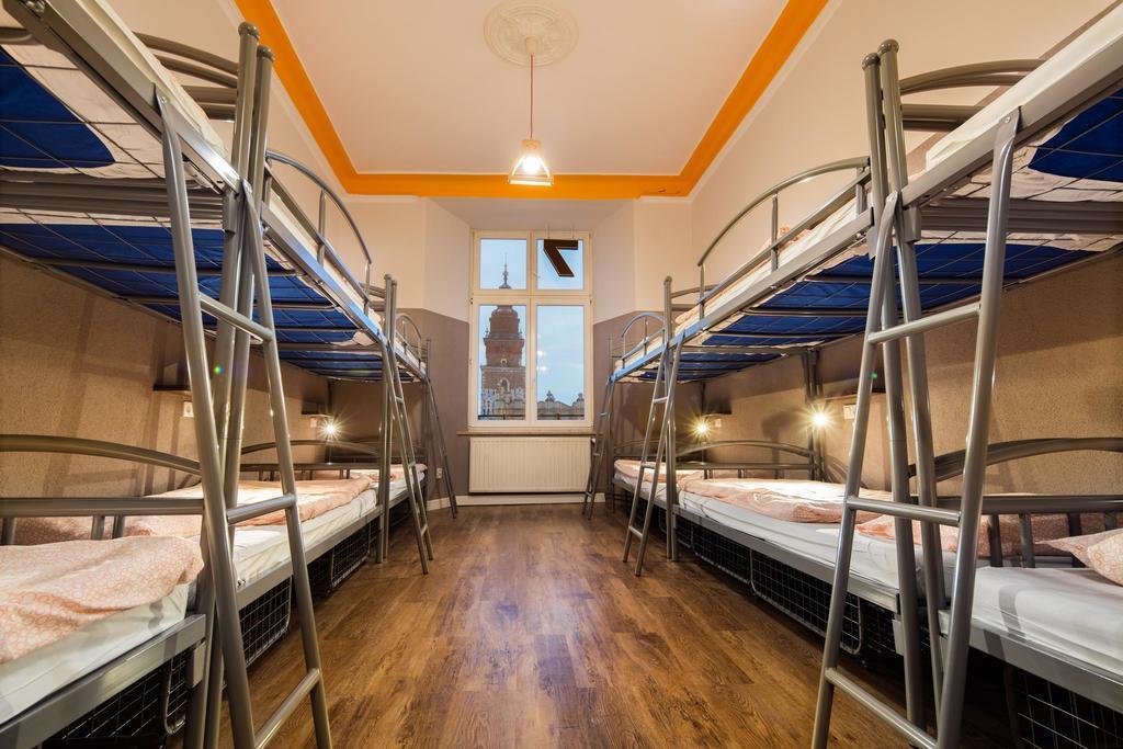 Hostel Rynek 7 Краків Екстер'єр фото